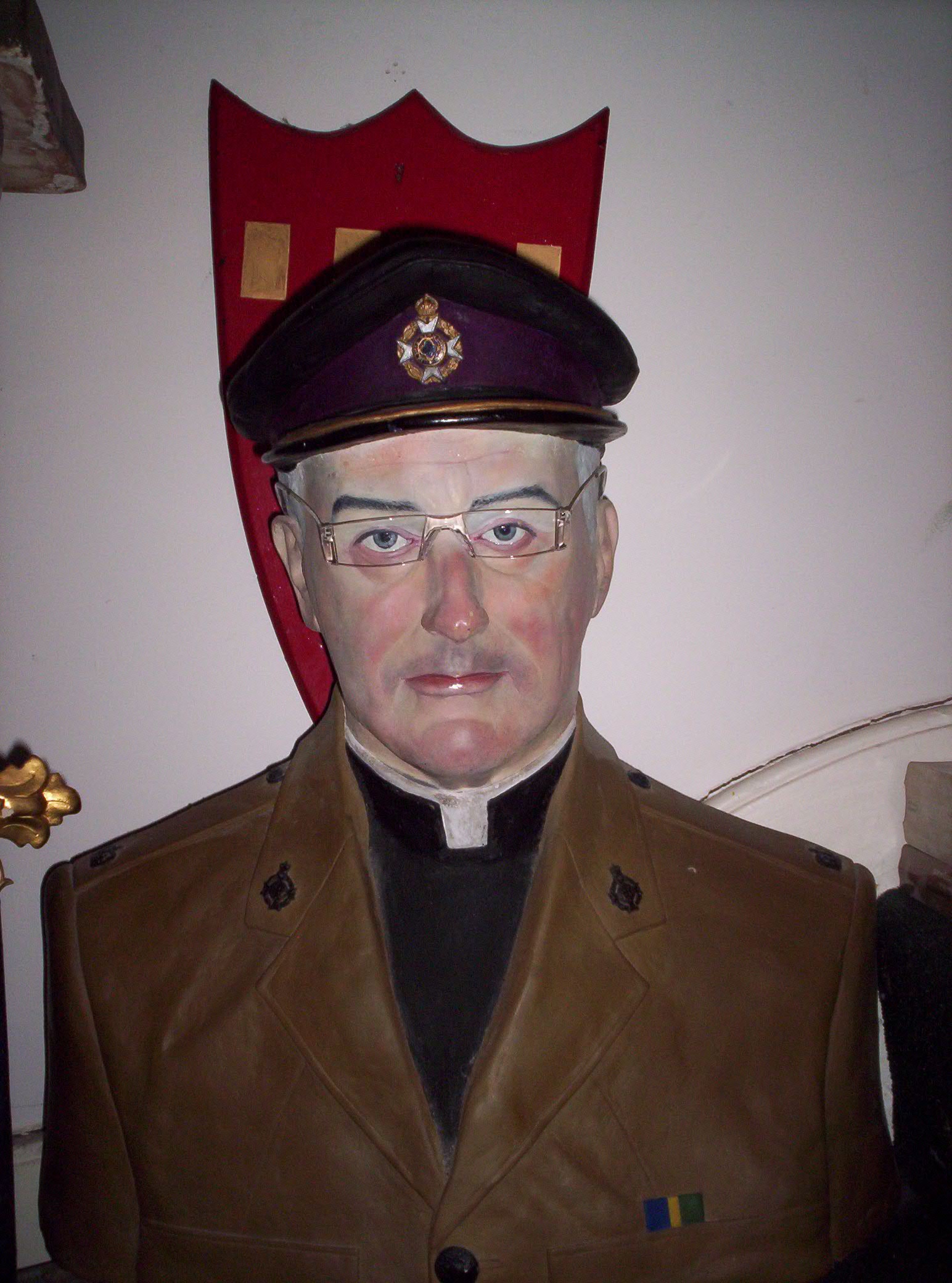10_a-t-j-Salter-bust-1999